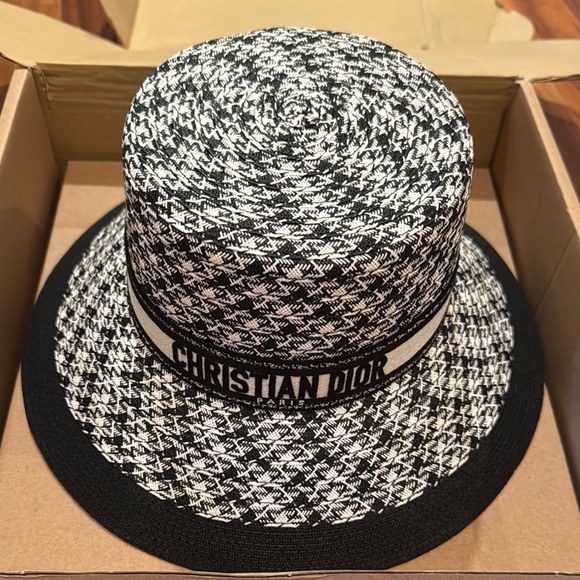 Christian Dior Black and White Bucket Hat